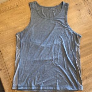 Men’s Lululemon tank
